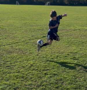 Jesse 1-1 session skills with pass and move